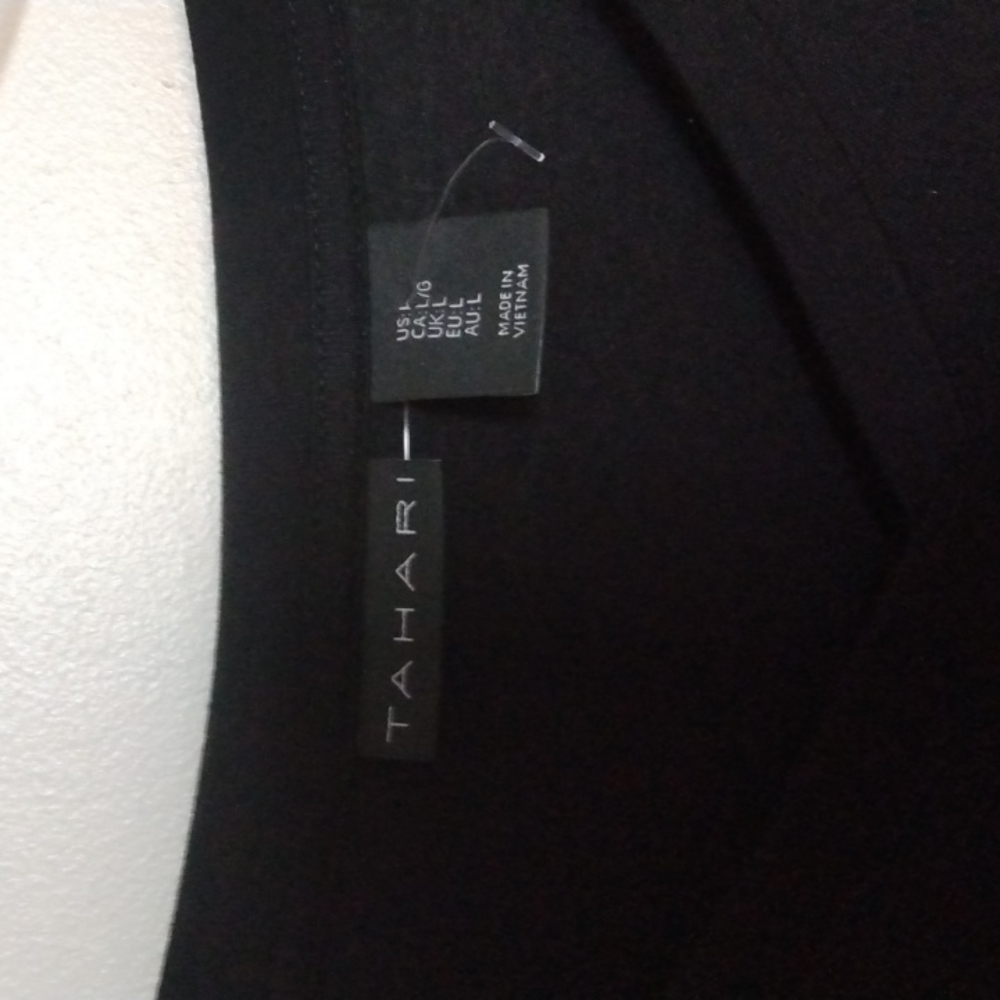 Tahari shirt